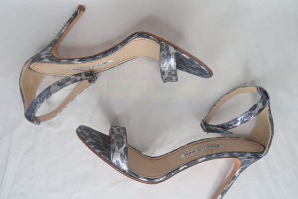 MANOLA BLAHNIK Leopard Print Satin Shoes - Image 11