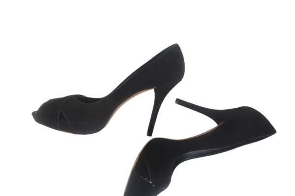 Louis Vuitton Black Suede Passy Pumps Size 37.5 - Image 4